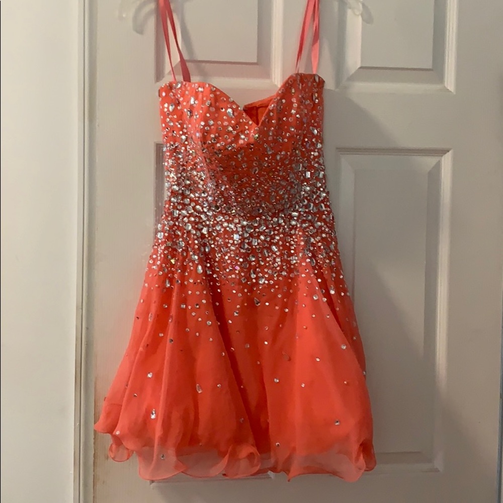 Dress - Picture 2 of 2